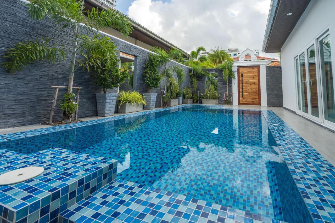Majestic By Korawan Villa Pattaya Bagian luar foto