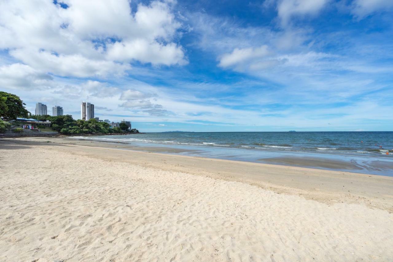 Majestic By Korawan Villa Pattaya Bagian luar foto